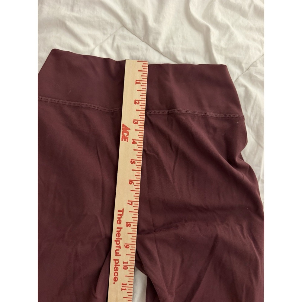 Gymshark Women's Berry Studio cropped Leggings Crossover Size Small - Picture 7 of 8